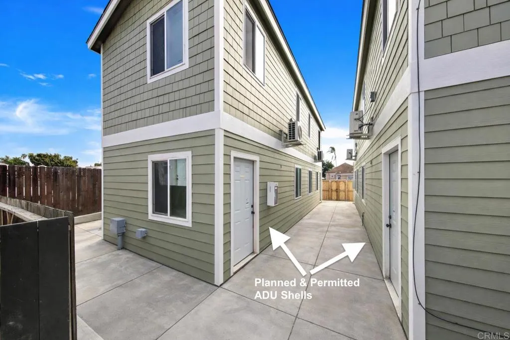 2411 L Street, San Diego, CA, 92102