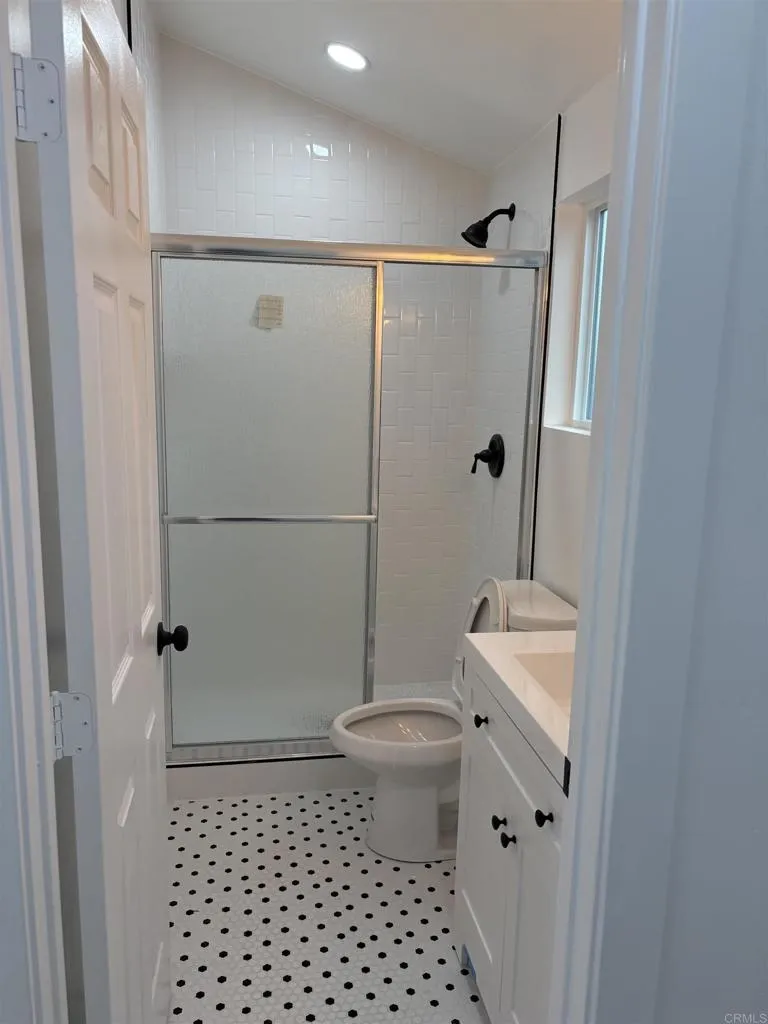 2411 L Street, San Diego, CA, 92102