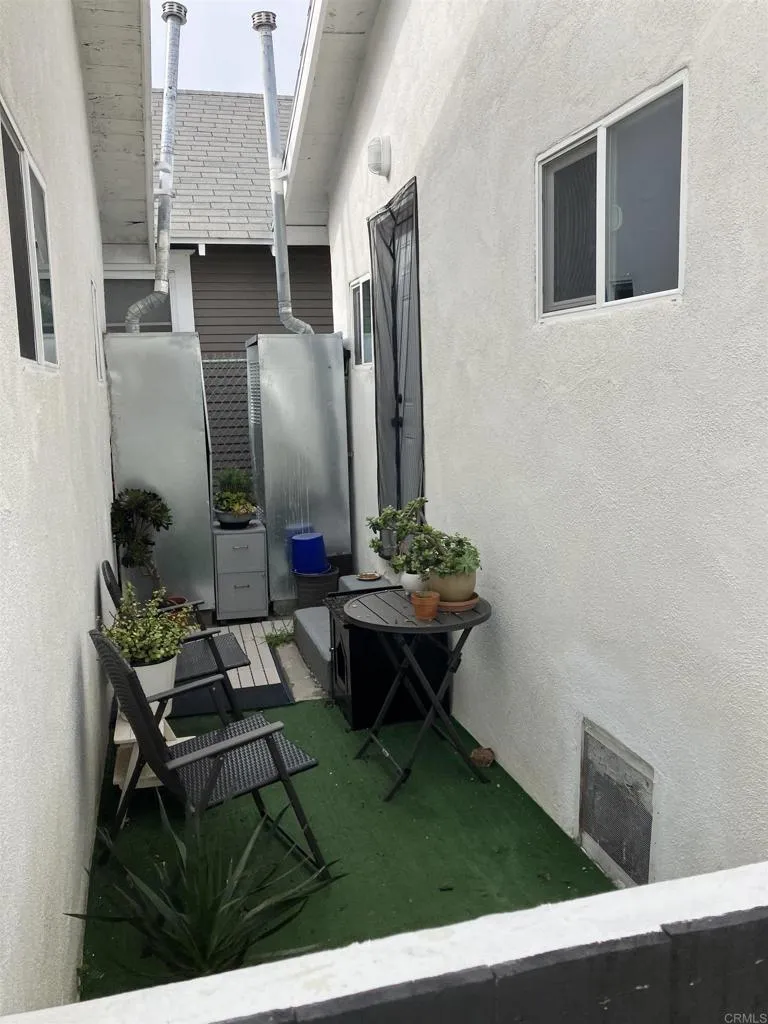2411 L Street, San Diego, CA, 92102