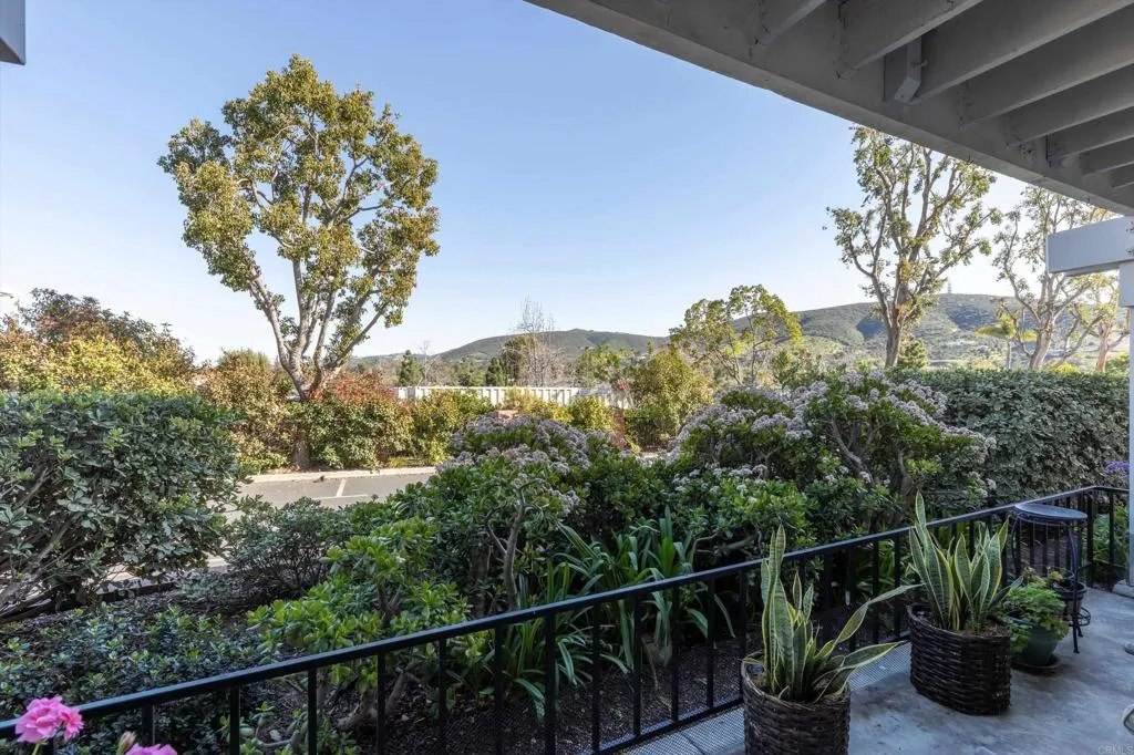 https://cdn.realtyfeed.com/cdn/127/306632510/8c49a81672067967acfb342c6eaed14e.webp
