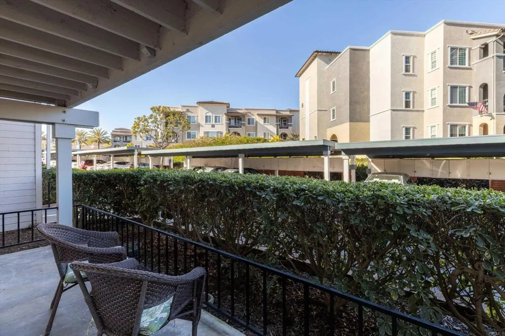 https://cdn.realtyfeed.com/cdn/127/306632510/97e0c898c51f1cb4455559a59114bf48.webp