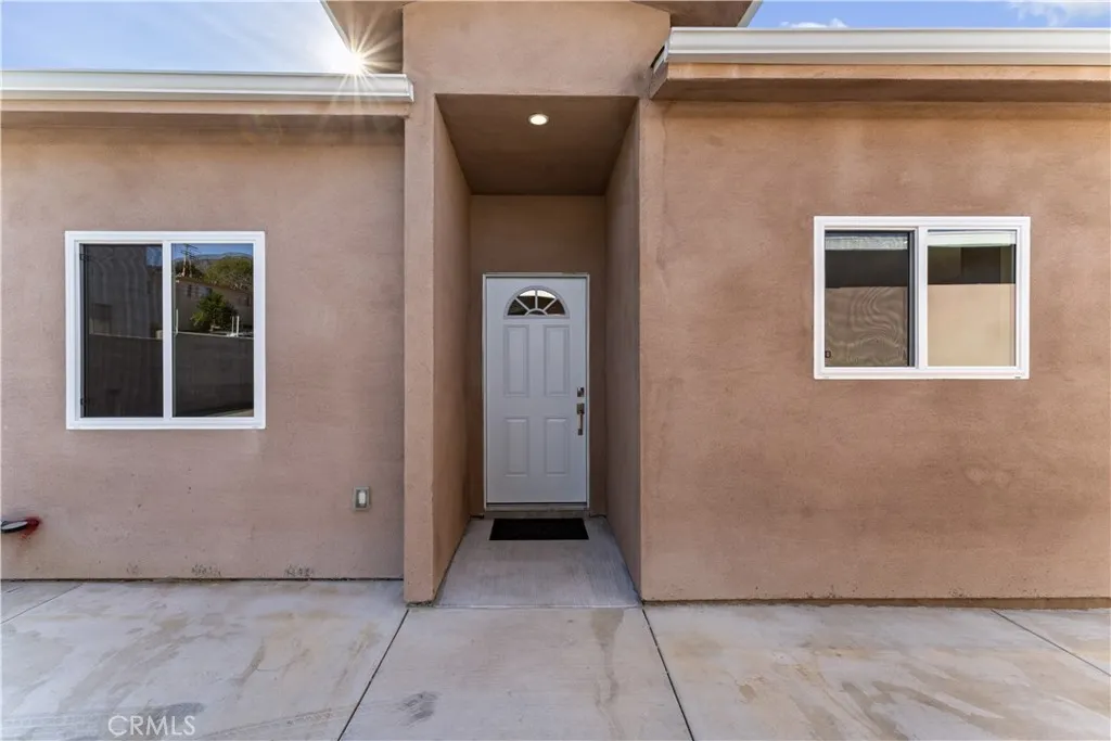6942 Valmont, Tujunga, CA 91042 - Photo 2 of 22, Tujunga, CA