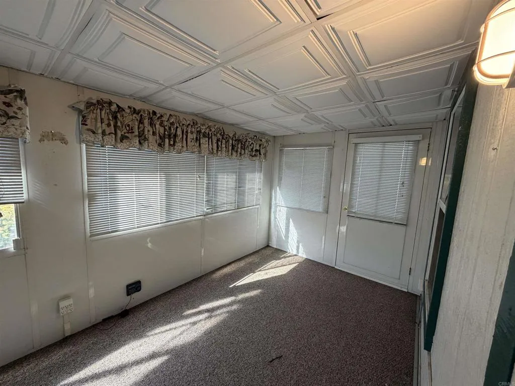 https://cdn.realtyfeed.com/cdn/127/306632564/145fe50d68f8c04677a247b975d78c66.webp