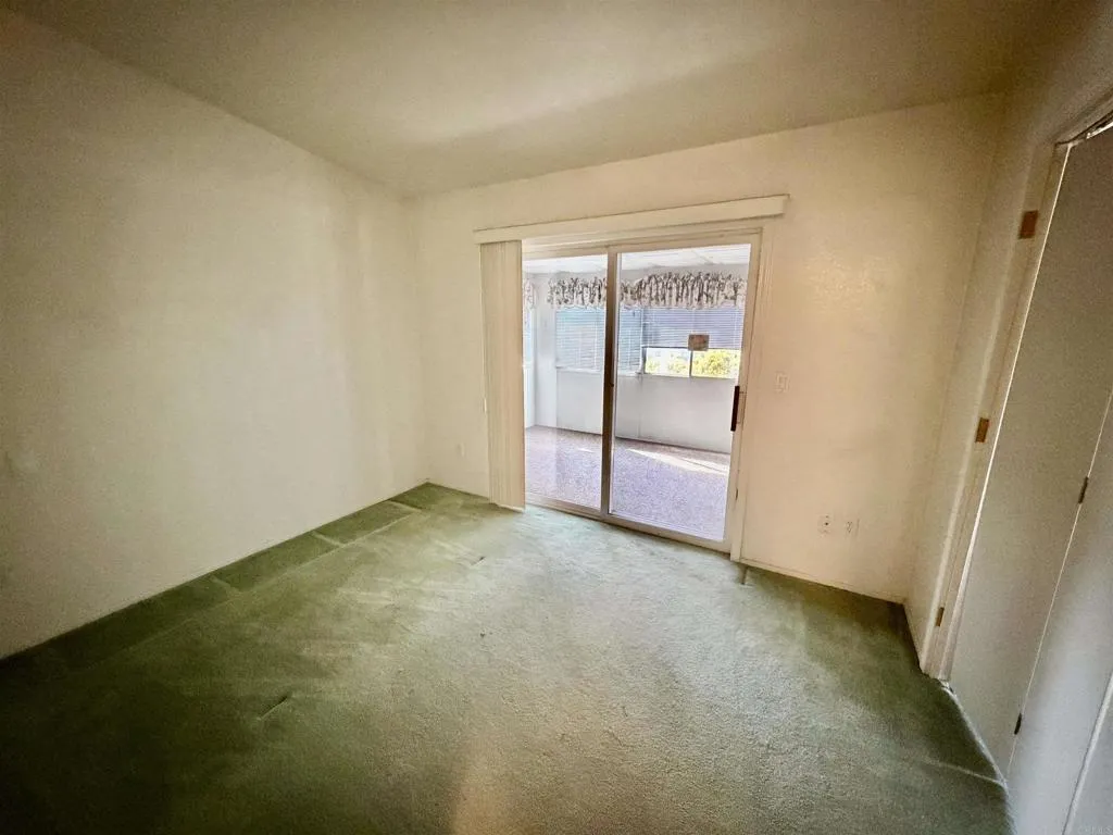 https://cdn.realtyfeed.com/cdn/127/306632564/245977e04feb6ad6d08c86b3d7c01746.webp