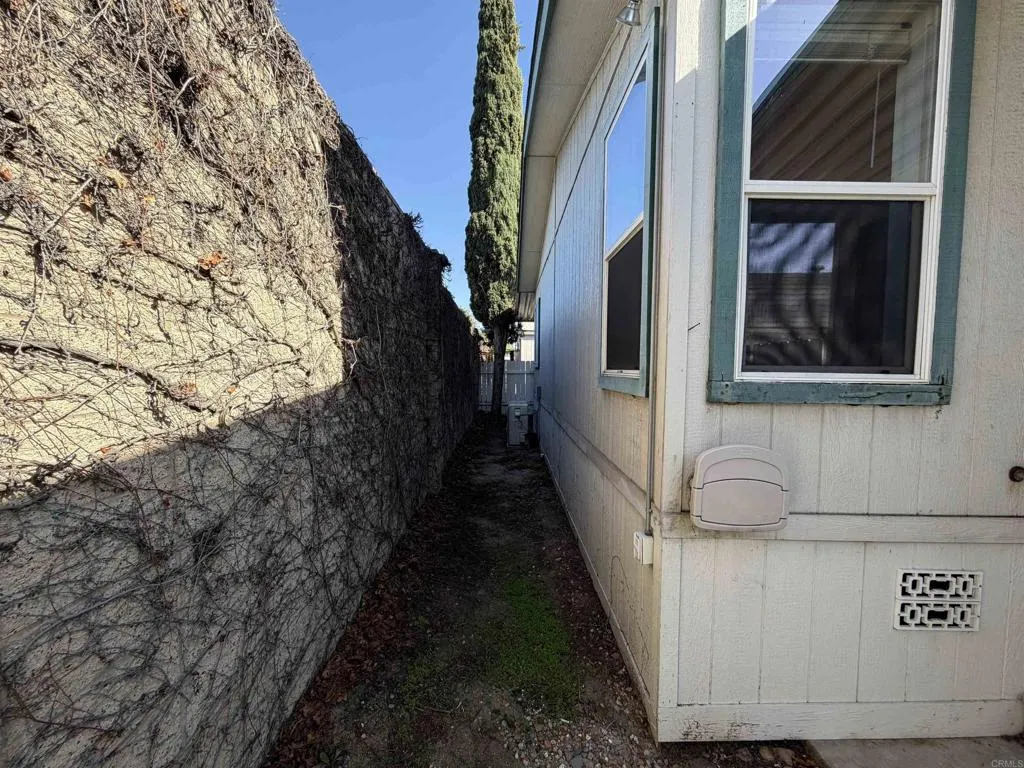 https://cdn.realtyfeed.com/cdn/127/306632564/2bfcb1a0f9c23a4321483ba839f86815.webp