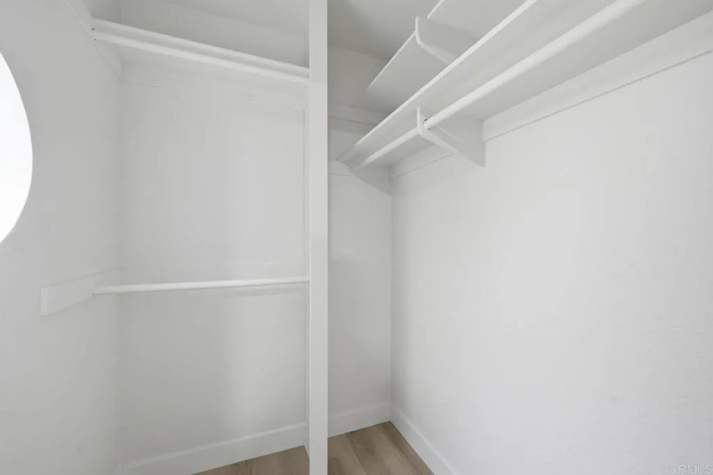https://cdn.realtyfeed.com/cdn/127/306632575/464446065781b718aa25710c70a7b2c3.webp