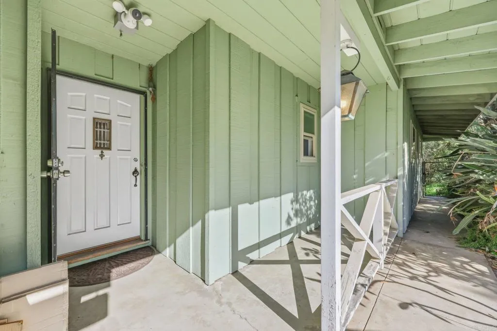 https://cdn.realtyfeed.com/cdn/127/306632583/8095a71ae1403a5cdcf7394a070af540.webp