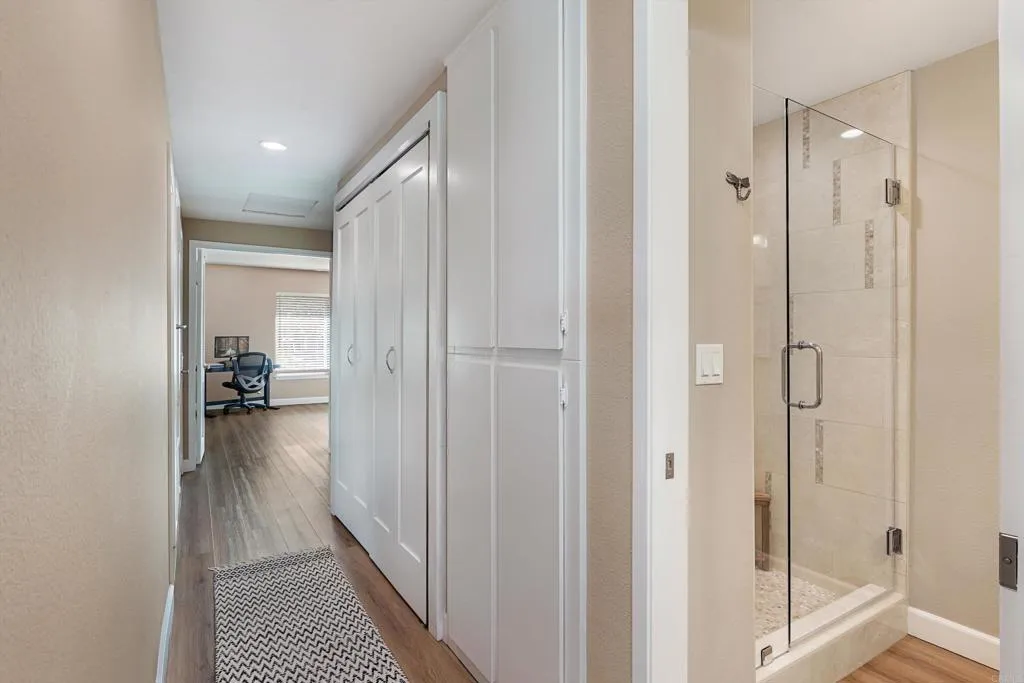https://cdn.realtyfeed.com/cdn/127/306632584/e7ebfe7509602bde4181141bc7377b83.webp