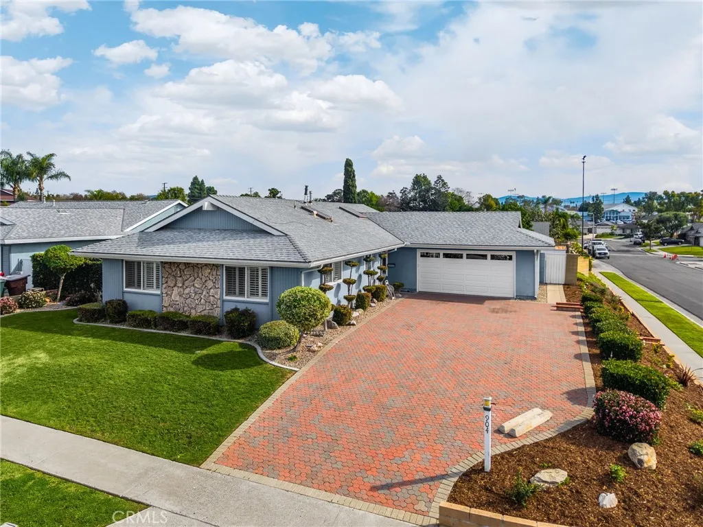 904 Aquamarine, Placentia, CA 92870 - Photo 5 of 50, Placentia, CA