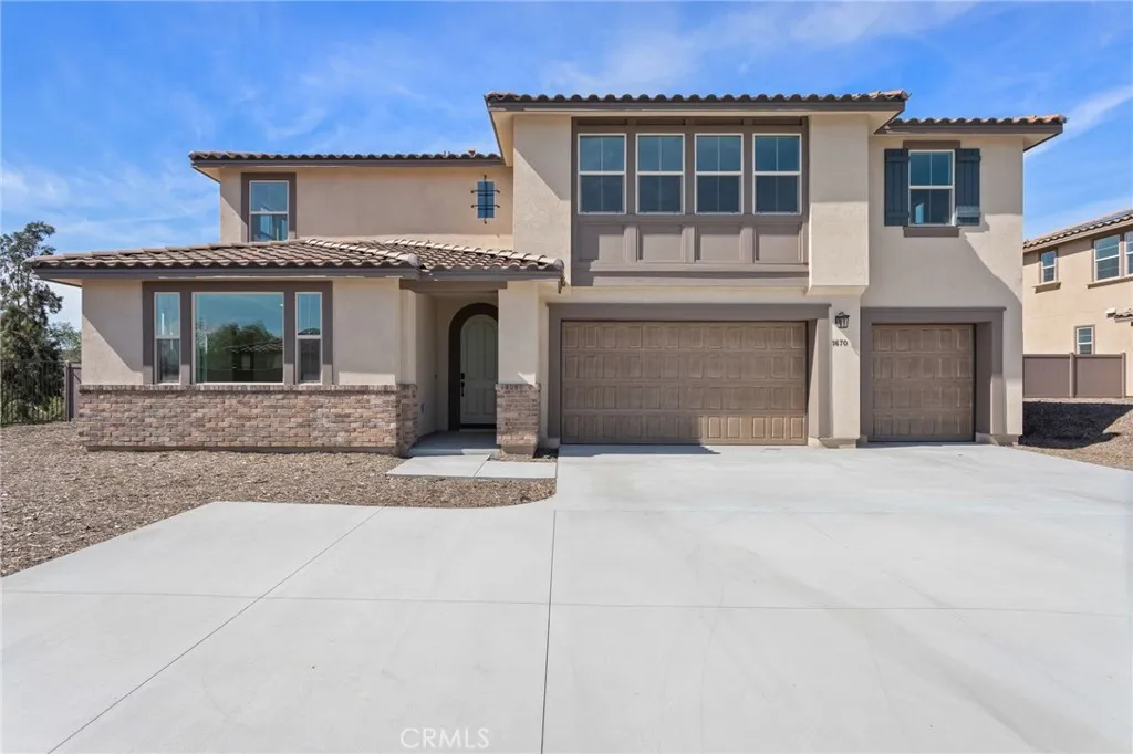 https://cdn.realtyfeed.com/cdn/127/306632615/1bf418656e63ef2a88e6f0a9f9d4132d.webp