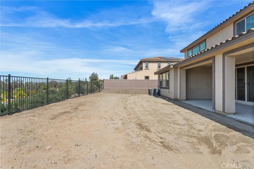 https://cdn.realtyfeed.com/cdn/127/306632615/407c2d06f309236875fe9a5197283eb8.webp