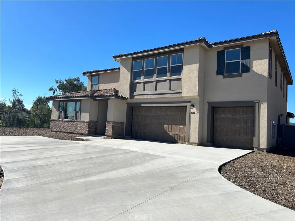 https://cdn.realtyfeed.com/cdn/127/306632615/56aa59d637d1cfe7c7a8e2b63d7bb9db.webp