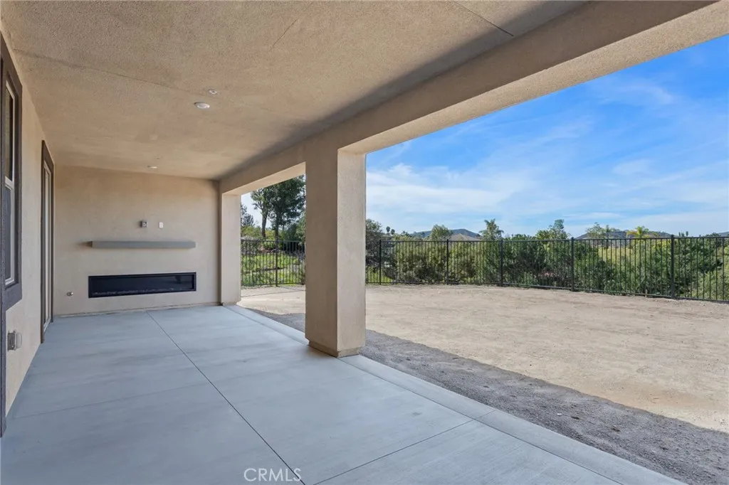 https://cdn.realtyfeed.com/cdn/127/306632615/6148c0f10ae1cb45814ac3c964c7932f.webp