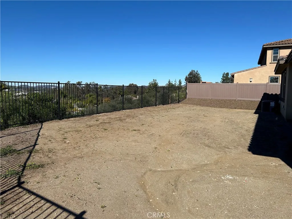 https://cdn.realtyfeed.com/cdn/127/306632615/76b79322120c5991f35719aa4e7cbc30.webp
