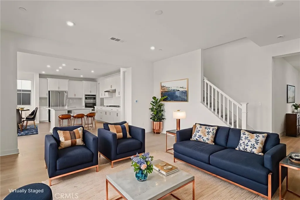 https://cdn.realtyfeed.com/cdn/127/306632615/ca8ca25309209238ed1d96c834c0718f.webp