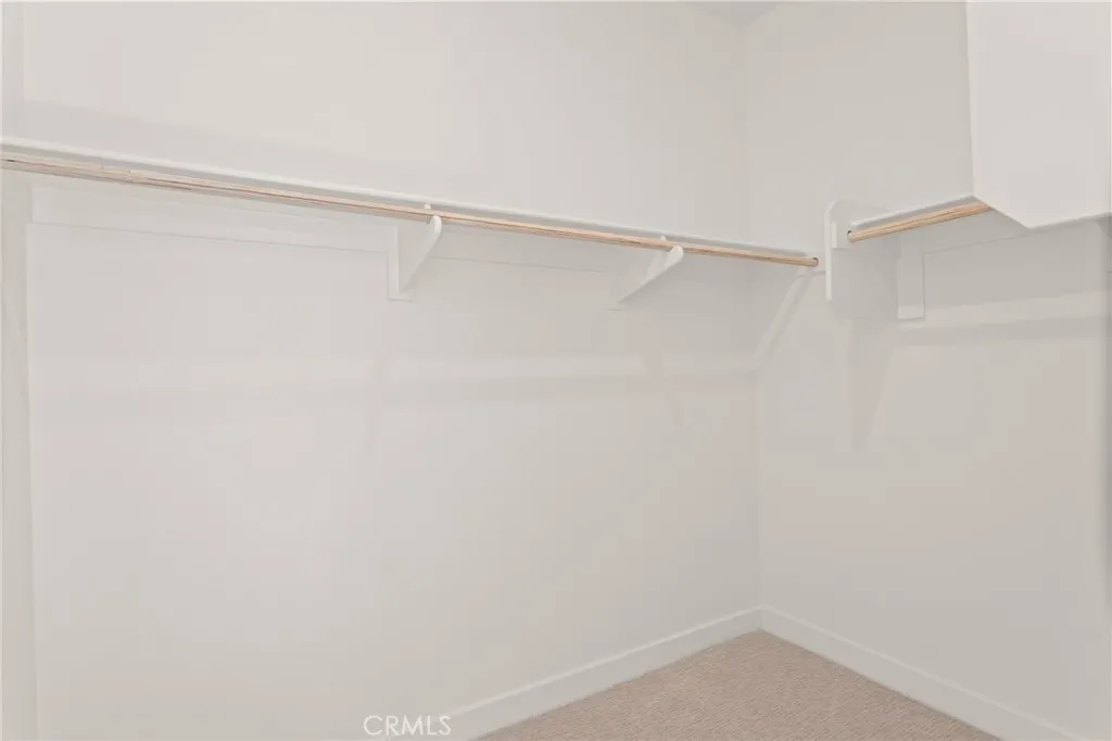 https://cdn.realtyfeed.com/cdn/127/306632615/f9858c7aab077b7310bf6f5fbd5225e4.webp