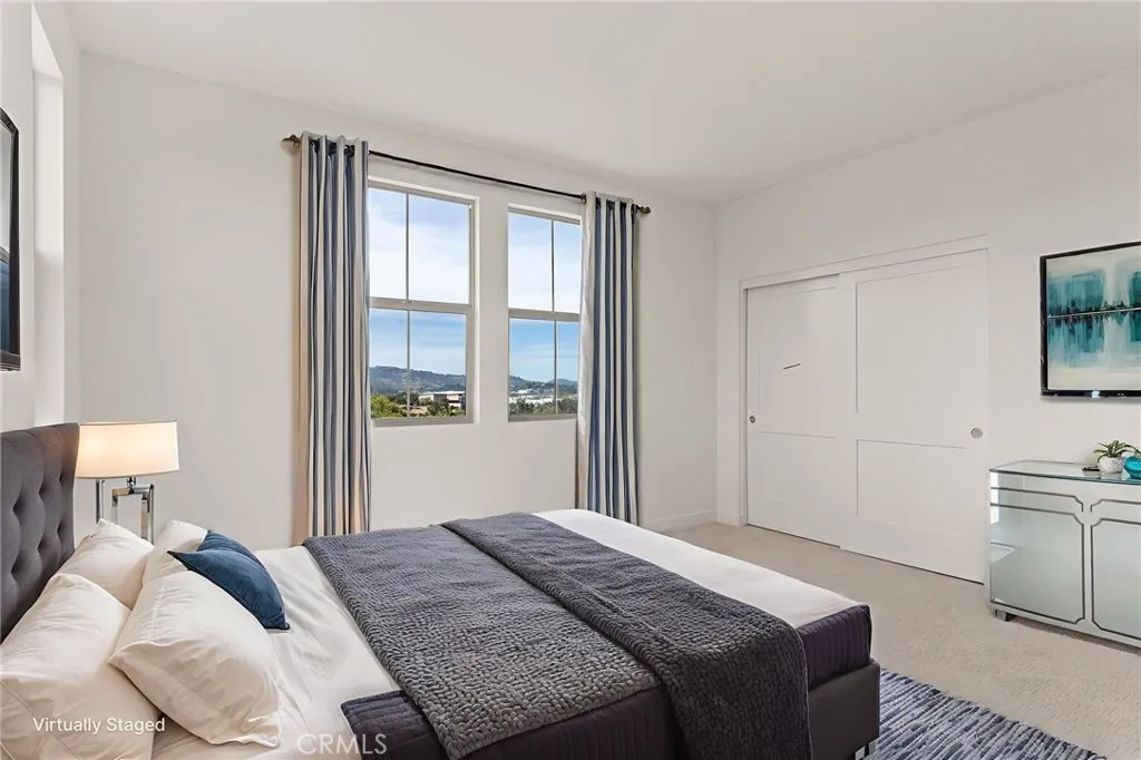 https://cdn.realtyfeed.com/cdn/127/306632615/fe50f411f3b84ed9033b5b06ee7fd14a.webp