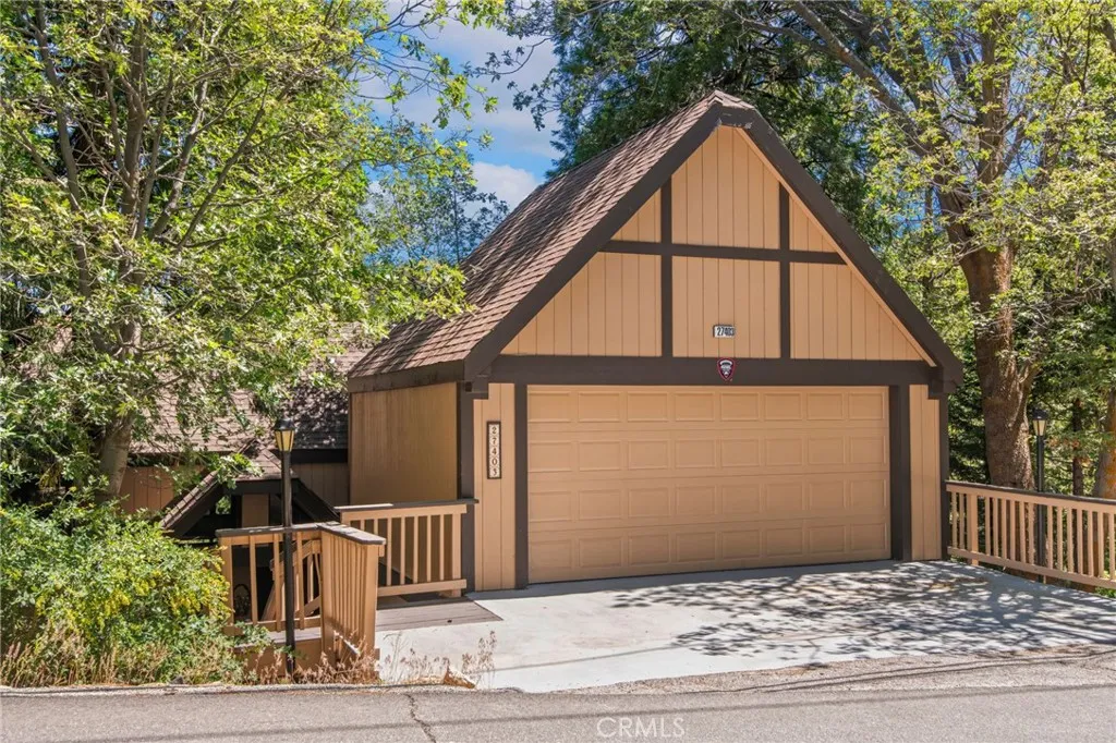 27403 Alpen Drive, Lake Arrowhead, CA 92352 - Photo 3 of 37, Lake Arrowhead, CA