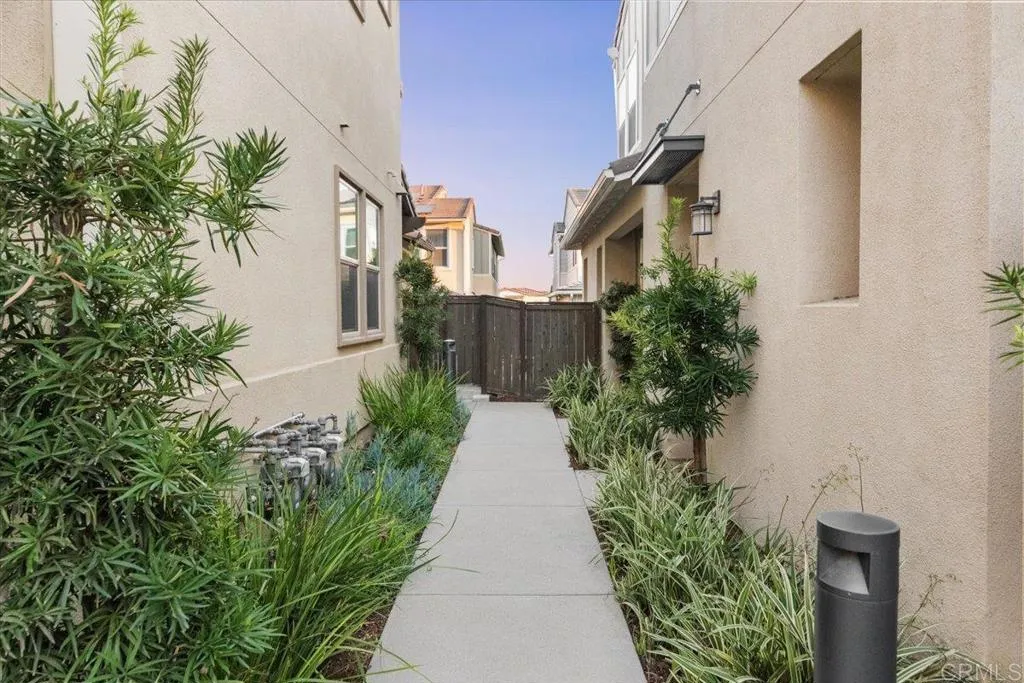 Photo #33: PTP2600784 Listing: Photo #33