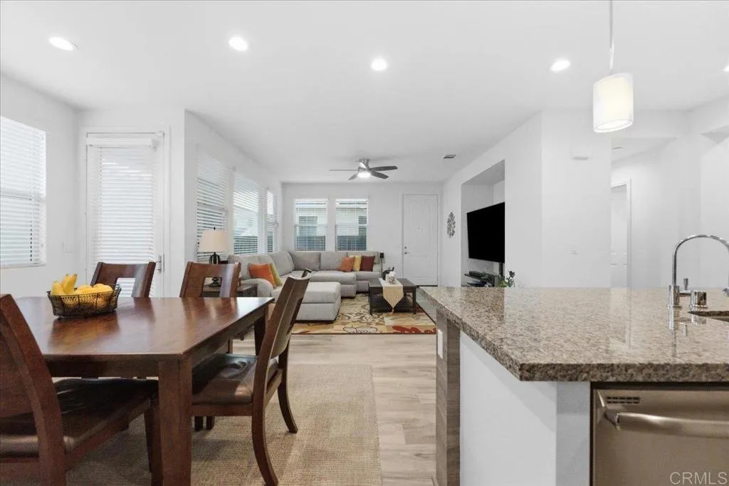 Photo #8: PTP2600784 Listing: Photo #8