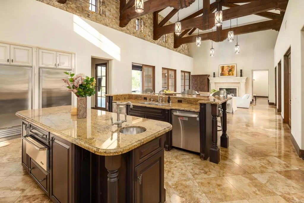 https://cdn.realtyfeed.com/cdn/127/306632671/c7398030eaf53509499140521fbd3ec1.webp