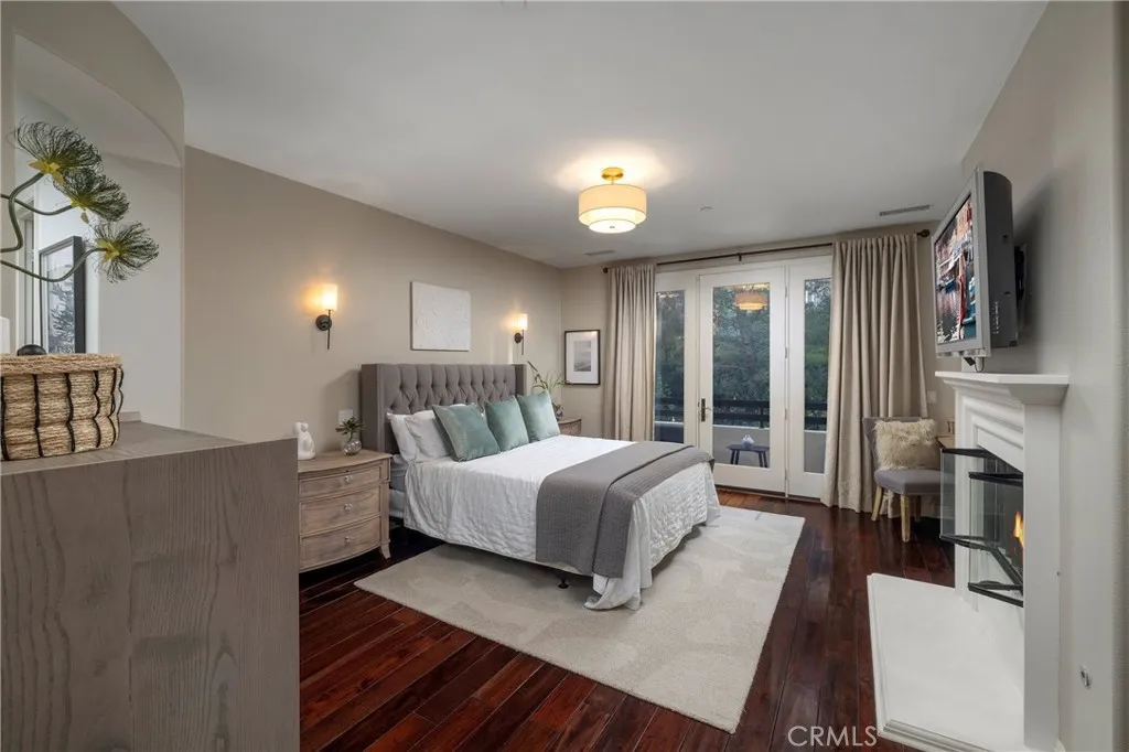 46 Woods Trail, Irvine, CA, 92603