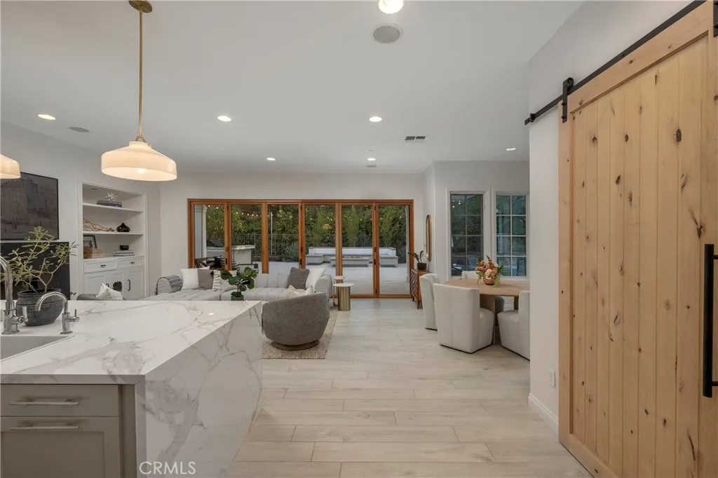 46 Woods Trail, Irvine, CA, 92603