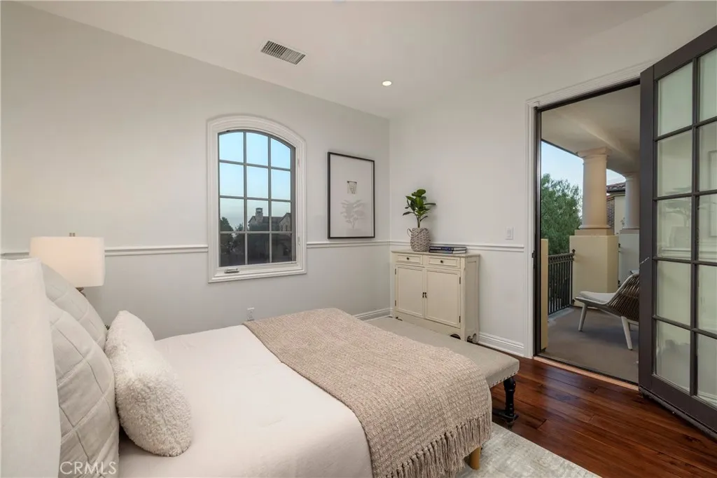 46 Woods Trail, Irvine, CA, 92603