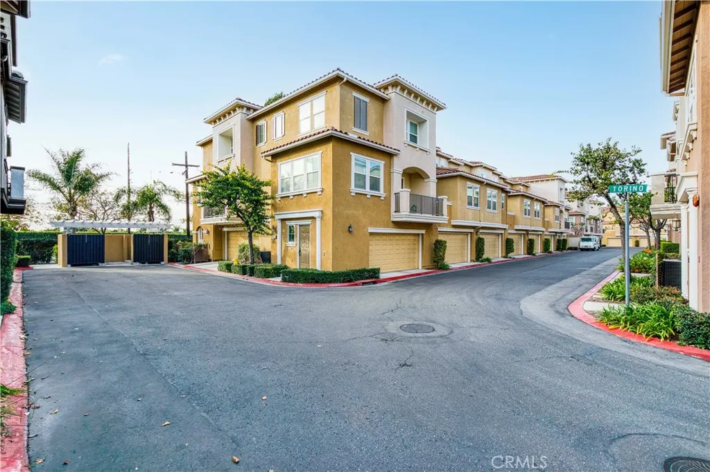 11353 Antonio, Stanton, CA 90680 - Photo 5 of 35, Stanton, CA