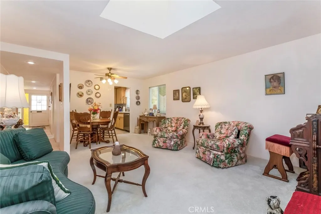 26856 Oak Branch Circle, Newhall, CA 91321 - Photo 4 of 37, Newhall, CA