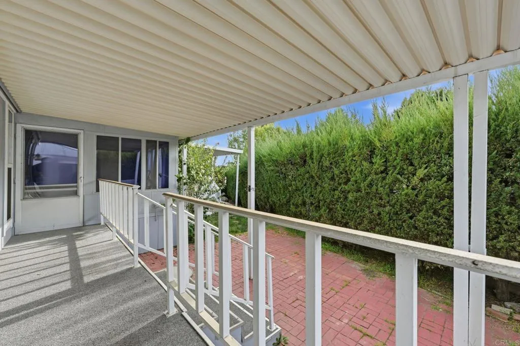 https://cdn.realtyfeed.com/cdn/127/306632834/1c4467e67974bfb52c583cac8c773609.webp