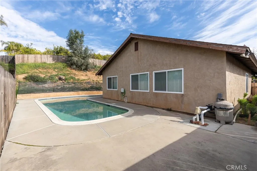 https://cdn.realtyfeed.com/cdn/127/306632841/143510321cee439ad1fc907ed42c7655.webp
