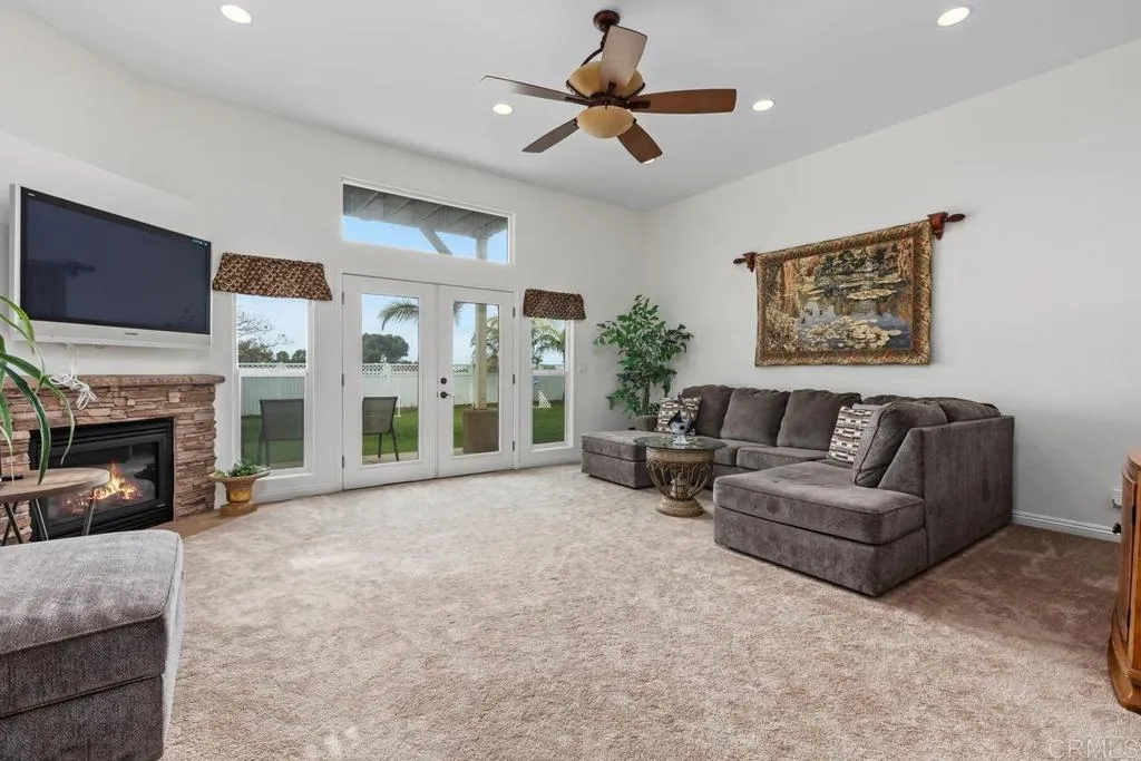 https://cdn.realtyfeed.com/cdn/127/306632886/91d081064ad3d01365164c7cdba11262.webp