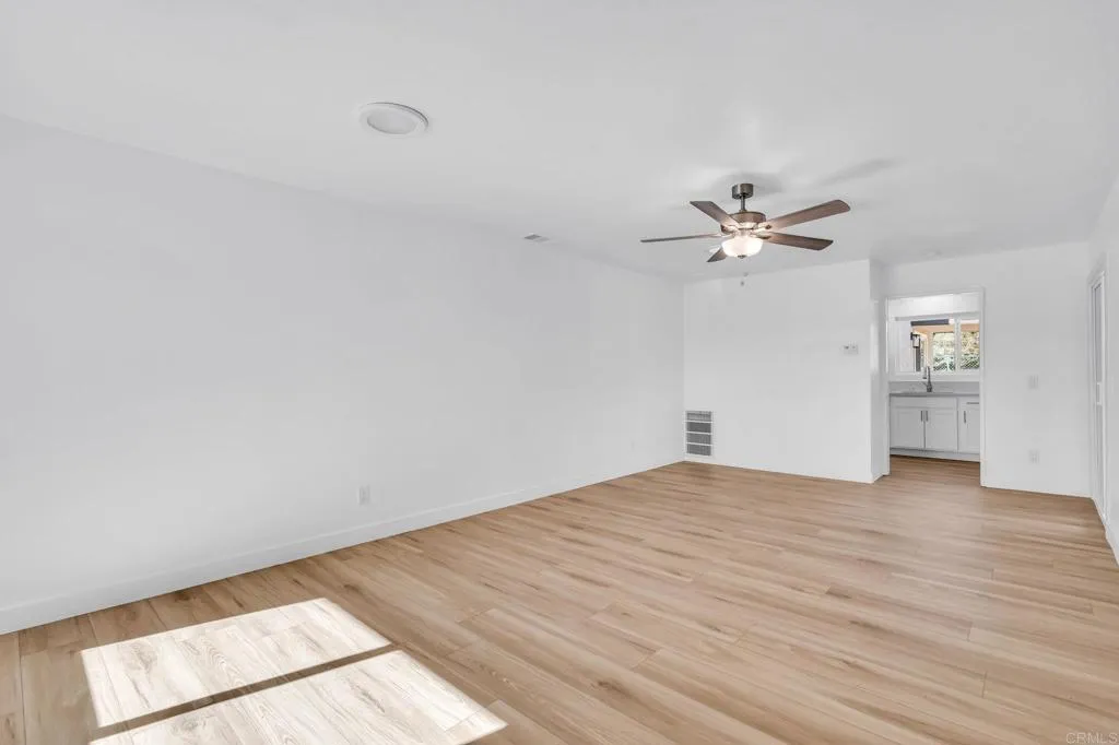 Photo #13: NDP2600997 Listing: Photo #13