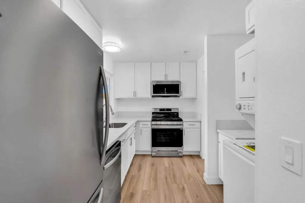 https://cdn.realtyfeed.com/cdn/127/306632930/5bdc98fd6ba9bc387a235062d704edc3.webp