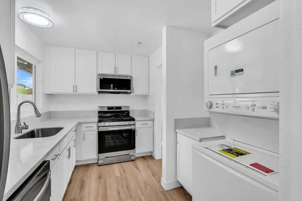 https://cdn.realtyfeed.com/cdn/127/306632930/94586f9705e5d91d967545ef99c936dc.webp