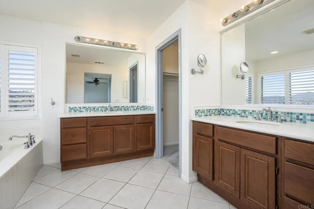 https://cdn.realtyfeed.com/cdn/127/306632931/37b558078503871276d464ce847b2352.webp