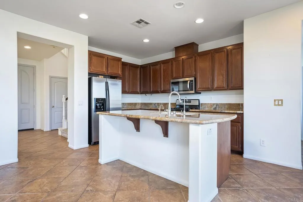 https://cdn.realtyfeed.com/cdn/127/306632931/43d464fa998aab3138669725f49c8691.webp