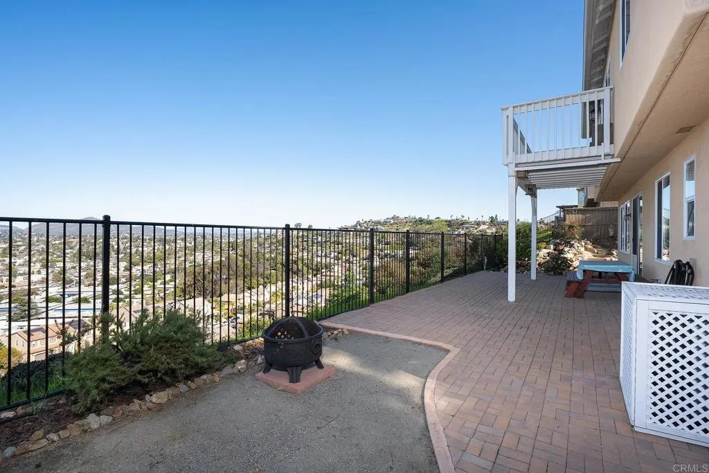 https://cdn.realtyfeed.com/cdn/127/306632931/74d80a1dcd2acad6912b20406cd46688.webp