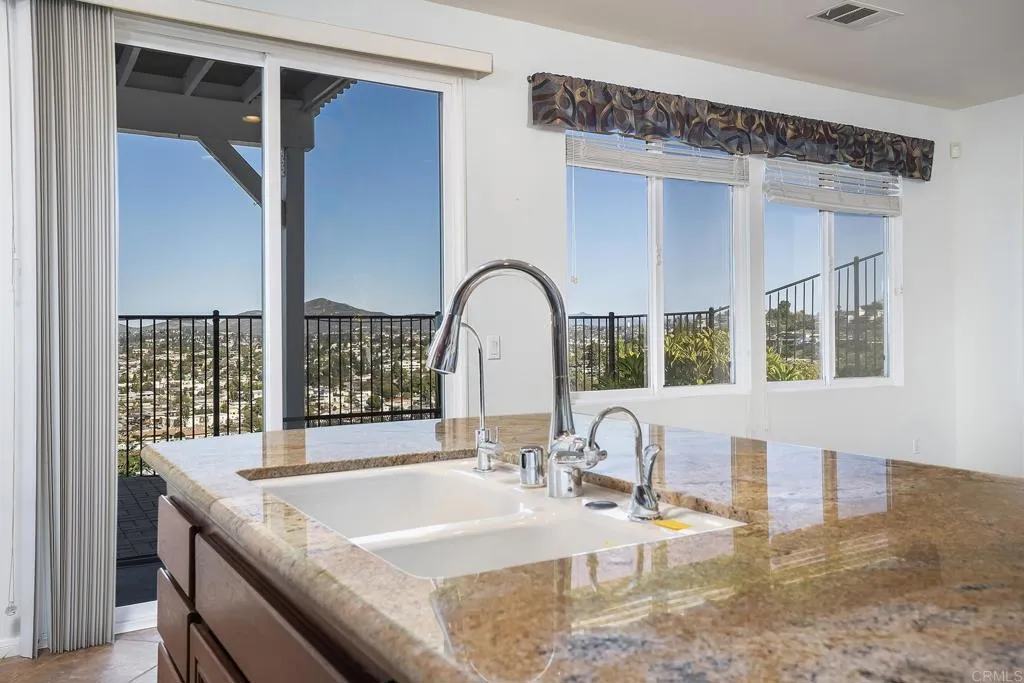 https://cdn.realtyfeed.com/cdn/127/306632931/7800582f3edbaa5e4486a82904f46b0a.webp