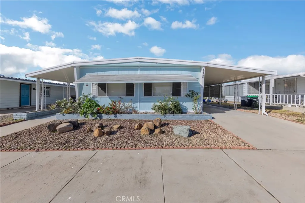 1550 San Vicente, Hemet, CA 92543 - Photo 2 of 34, Hemet, CA