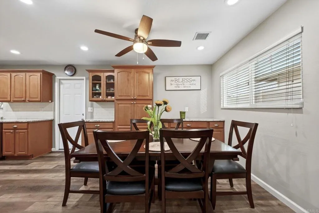 https://cdn.realtyfeed.com/cdn/127/306633042/36dc1e72533fbba3166844cd255599e5.webp