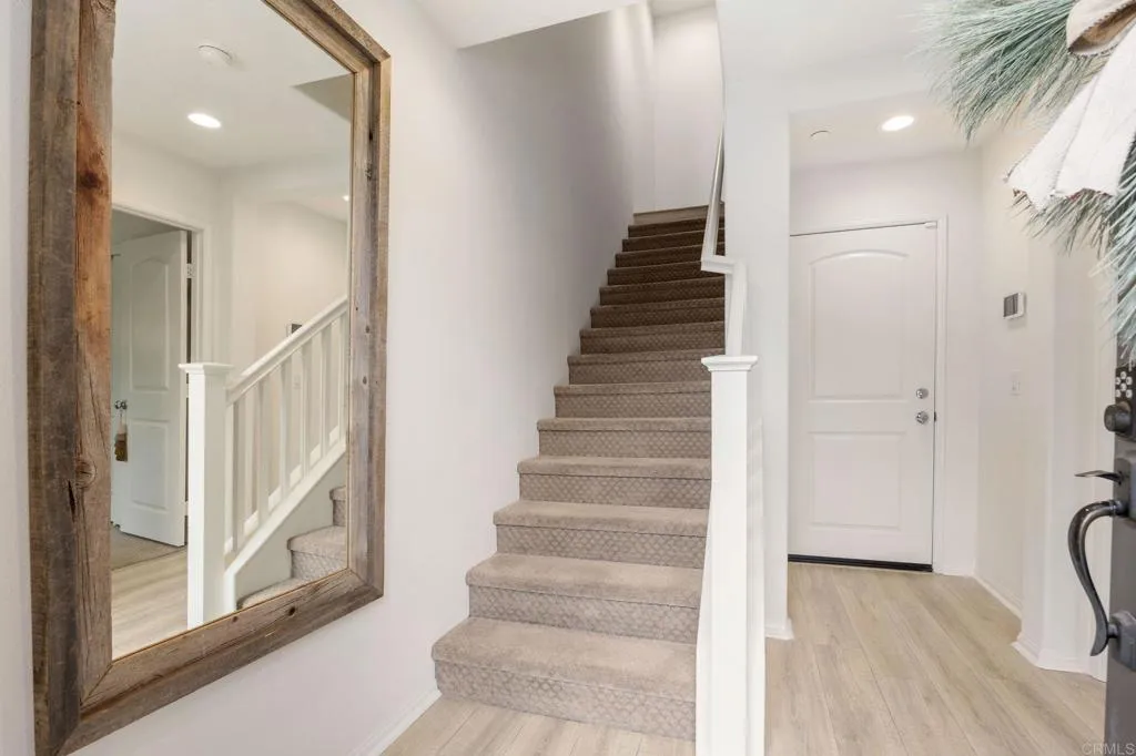 https://cdn.realtyfeed.com/cdn/127/306633150/1c5ae83f1ed4fa92cce52f03e44cedaa.webp