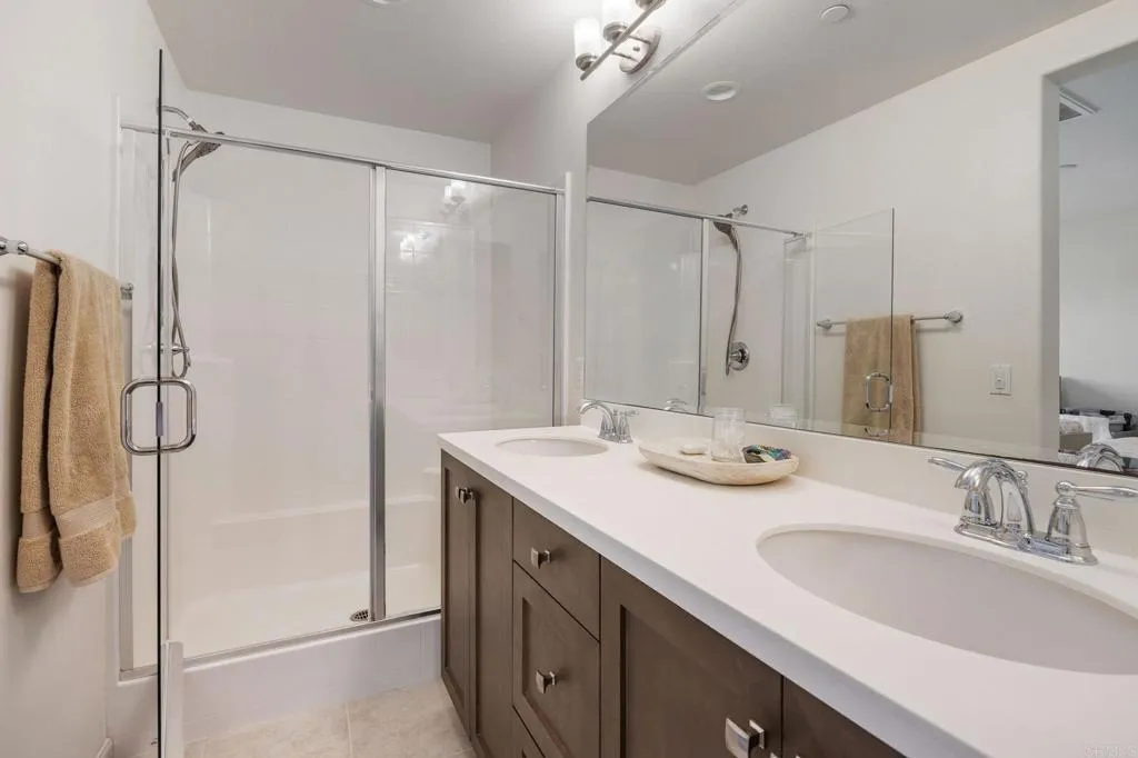 https://cdn.realtyfeed.com/cdn/127/306633150/90f8db1a6b7ace5fce0937eb9e542912.webp
