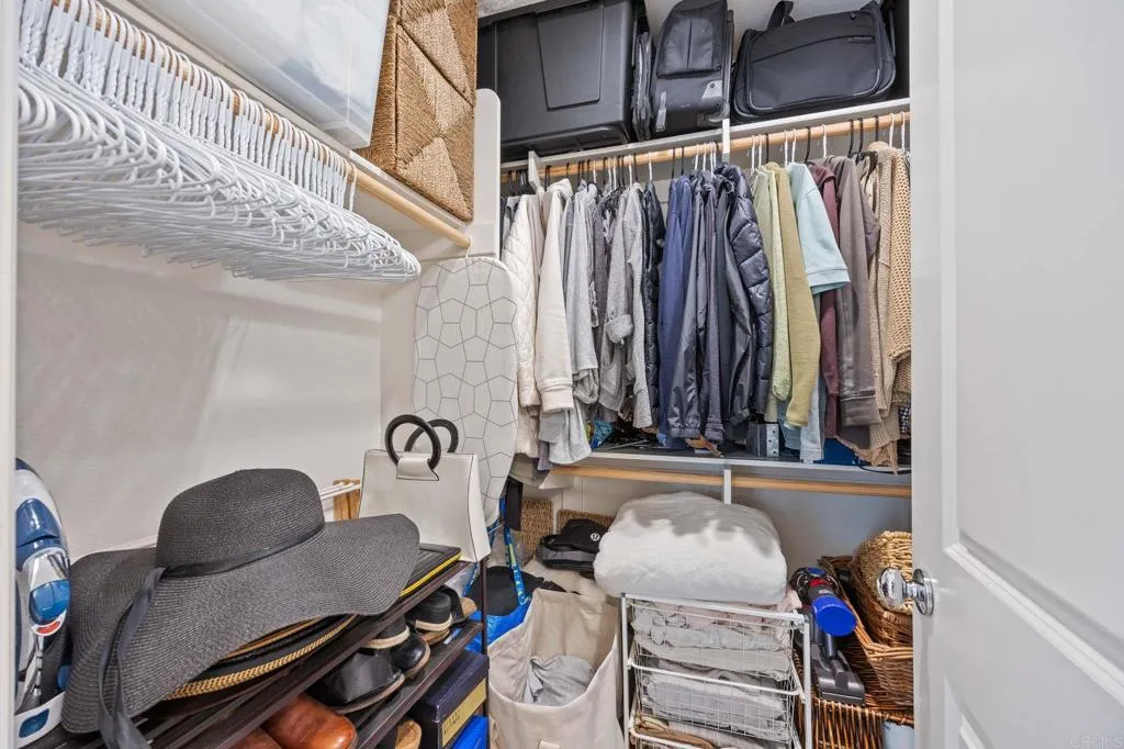 https://cdn.realtyfeed.com/cdn/127/306633150/c5e5cfc2203e8188a3bd10f8d0b03ee9.webp