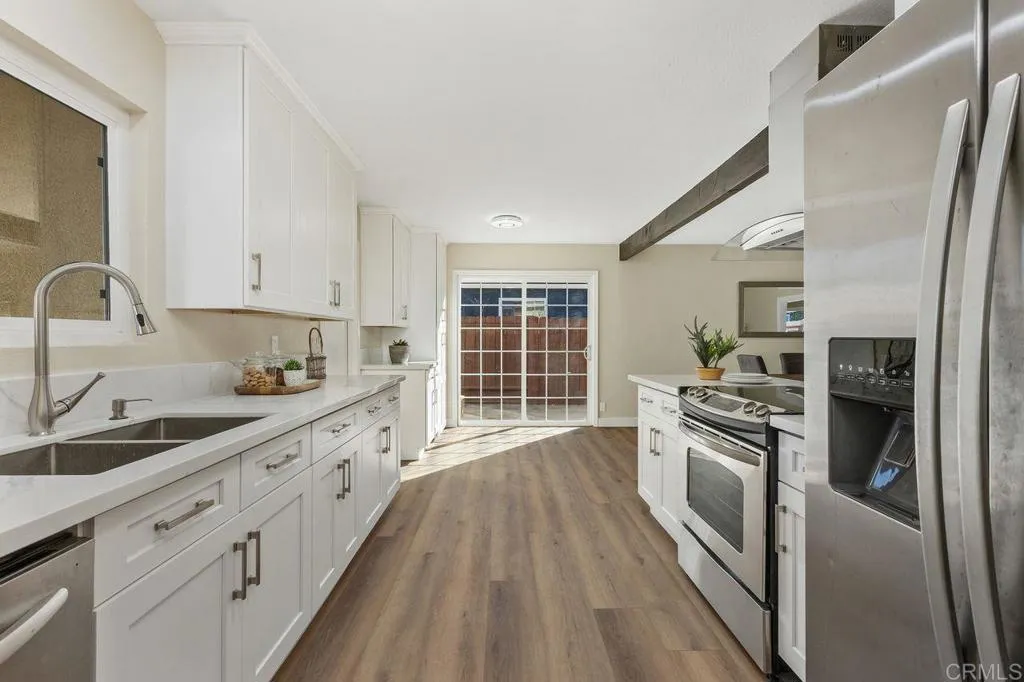 https://cdn.realtyfeed.com/cdn/127/306633154/f6544e198711068ab6c26592ea118b58.webp