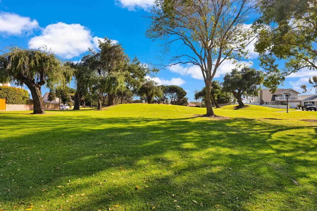 https://cdn.realtyfeed.com/cdn/127/306633185/312ed0f9217db95847ab8d8911ed4c6d.webp