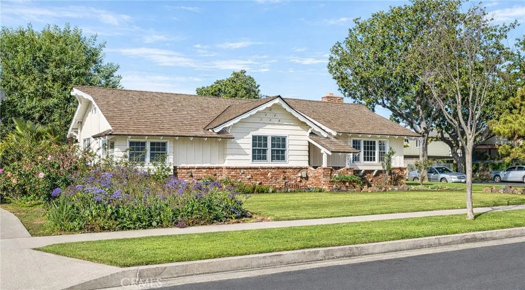 Fullerton, CA 92831