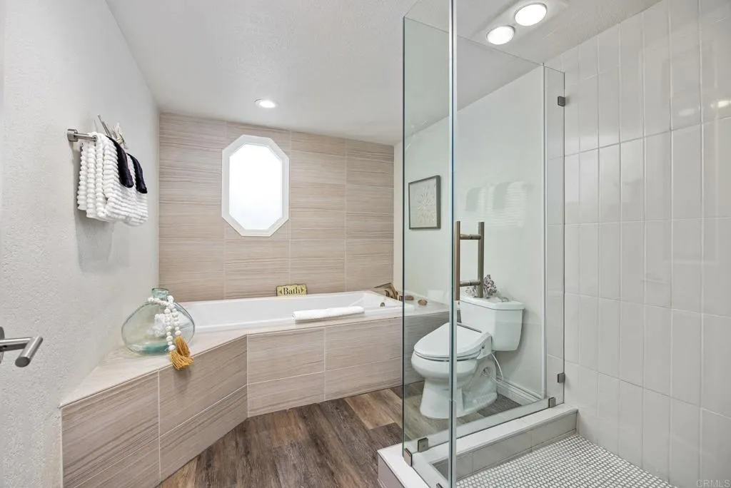 Photo #18: NDP2601023 Listing: Photo #18