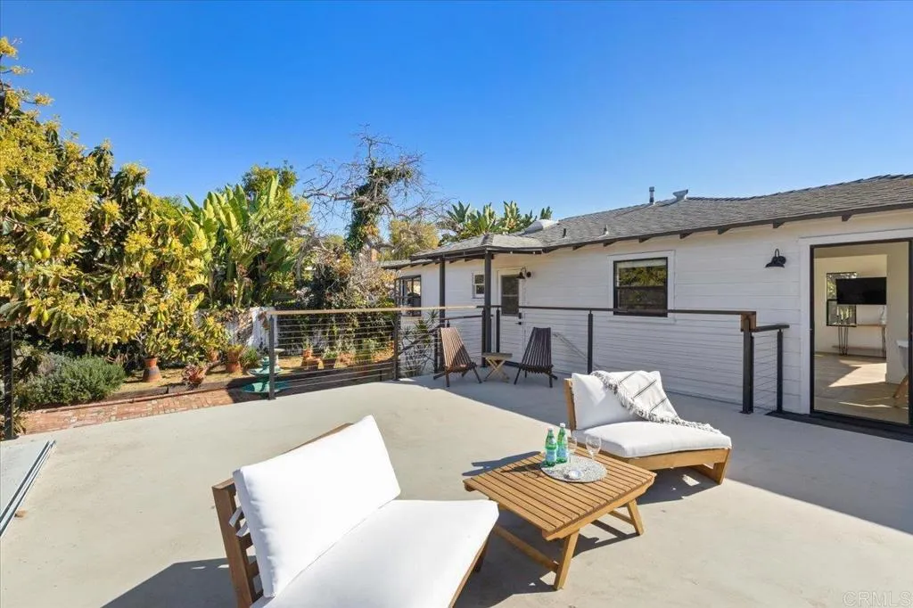 https://cdn.realtyfeed.com/cdn/127/306633389/29ea54a5baa73a61e8fdfab203a0681c.webp